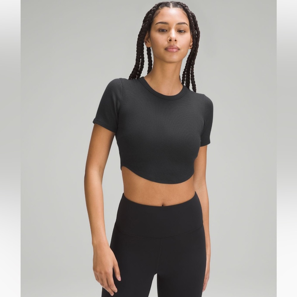 lululemon athletica Black Crop Top